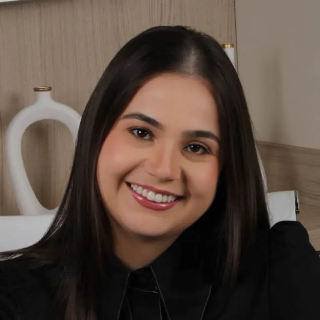 Drª Carol Bourscheidt